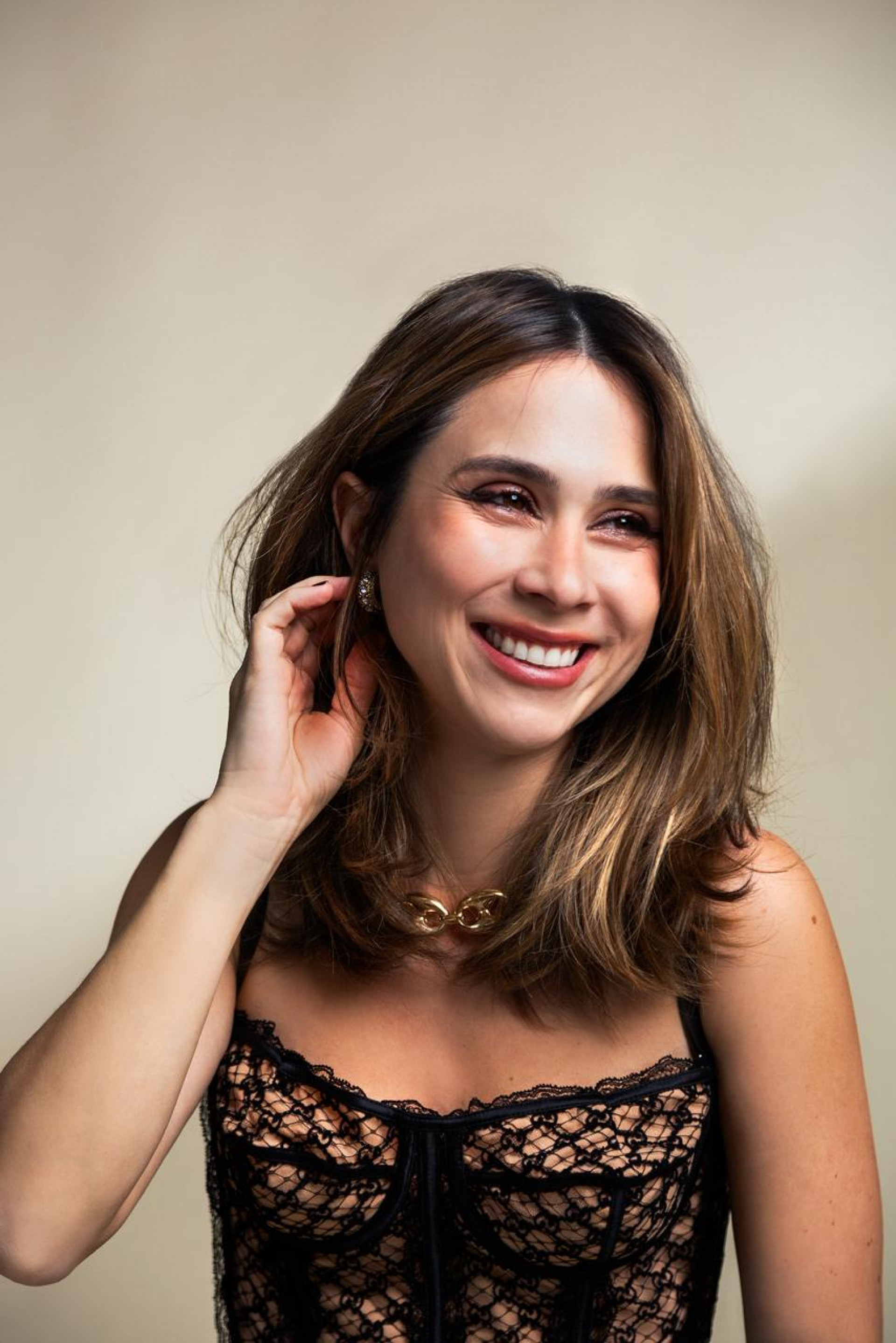 Daphne Bozaski adianta novas armações de Lucélia no folhetim  - Divulgação/Carmen Campos