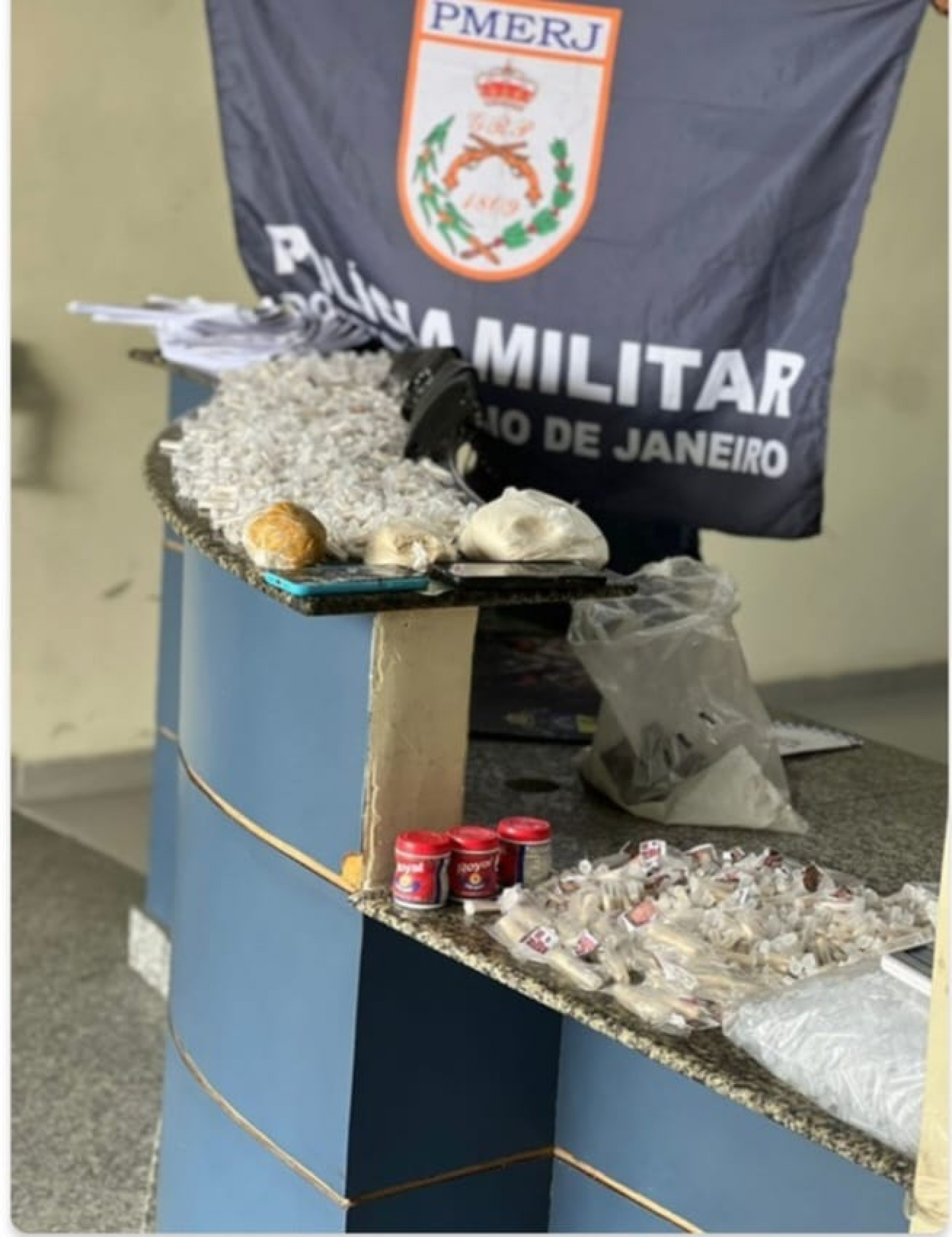 Drogas apreendidas no centro e no Bracuí