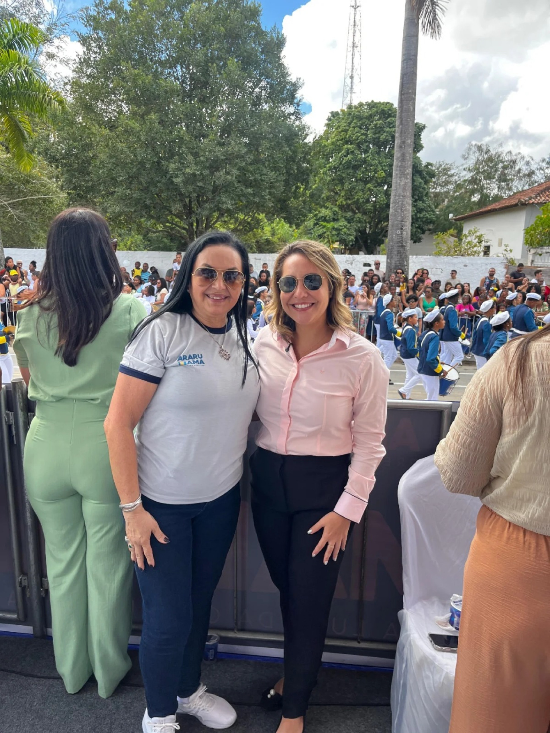 Entrega dos kits escolares - Ascom