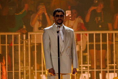 Com ingressos esgotados, Bad Bunny faz primeiro show em São Paulo