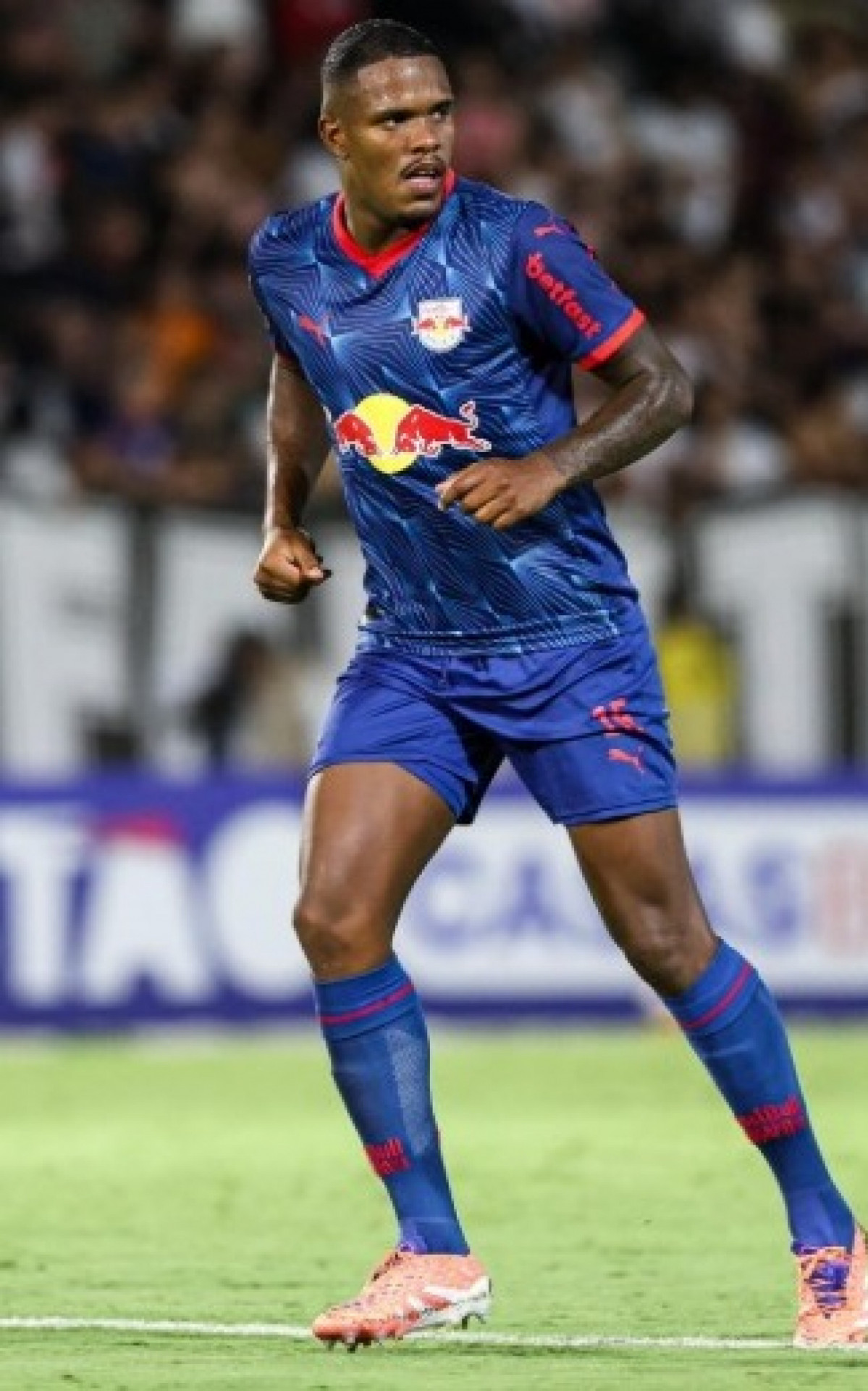 Zagueiro do Bragantino, Gustavo Marques - Divulga&ccedil;&atilde;o / Bragantino