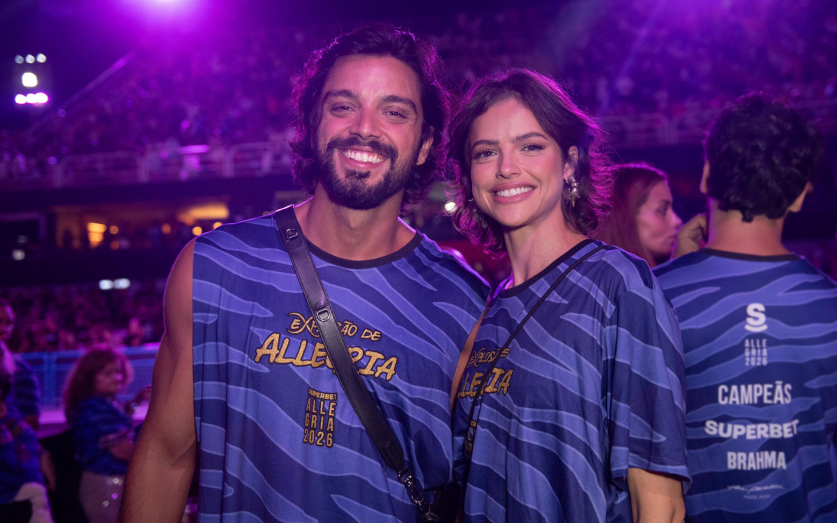 Rodrigo Simas e Agatha Moreira