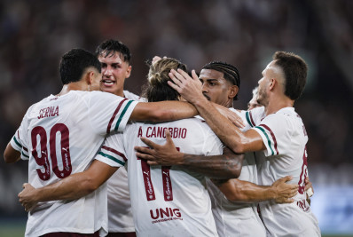 Fluminense mantém invencibilidade em clássicos e iguala marca de 2022