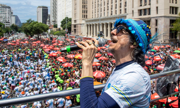 Monobloco encerra temporada de desfiles no Circuito Preta Gil