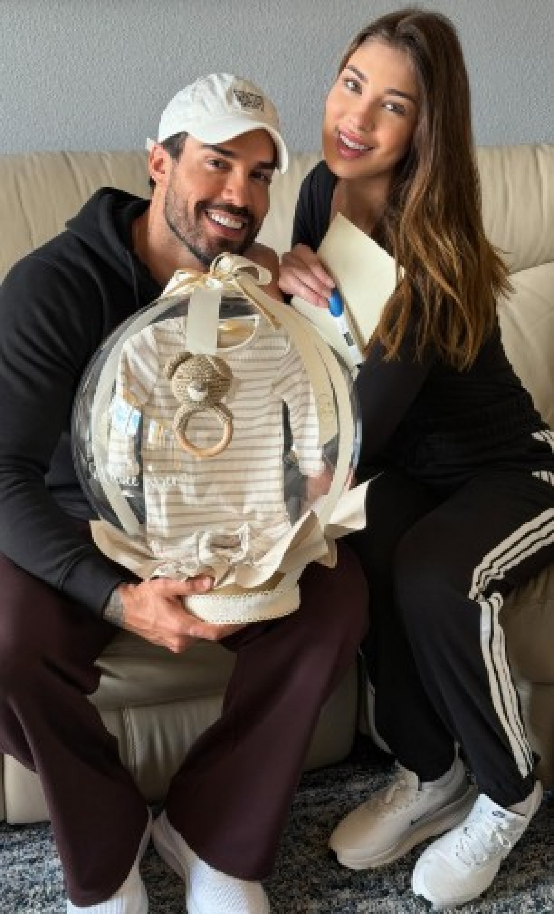 Ex-BBB Bil Araújo e Adriana Yanca anunciam gravidez - Reprodução de vídeo / Instagram