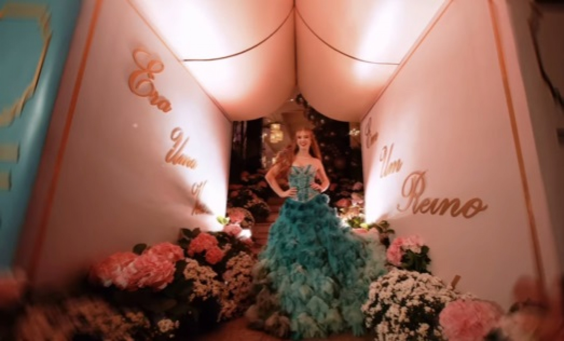 Lorena Queiroz viveu a protagonista Dulce Maria em 'Carinha de Anjo' - Reprodução/Instagram 