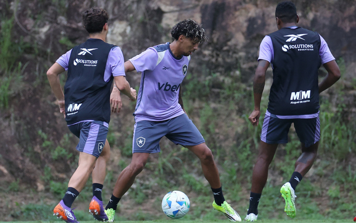 Medina em treino no Botafogo