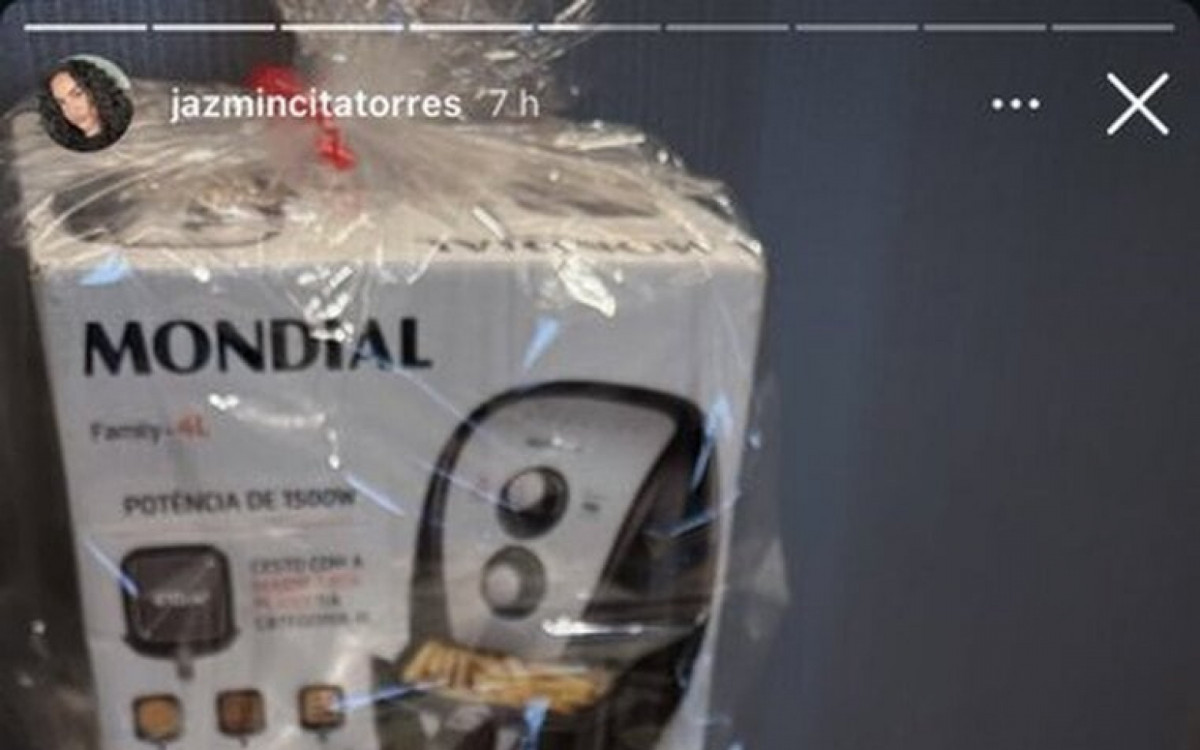 “Estou precisando”: Gustavo G&oacute;mez ganha fritadeira em jogo do Paulist&atilde;o e viraliza