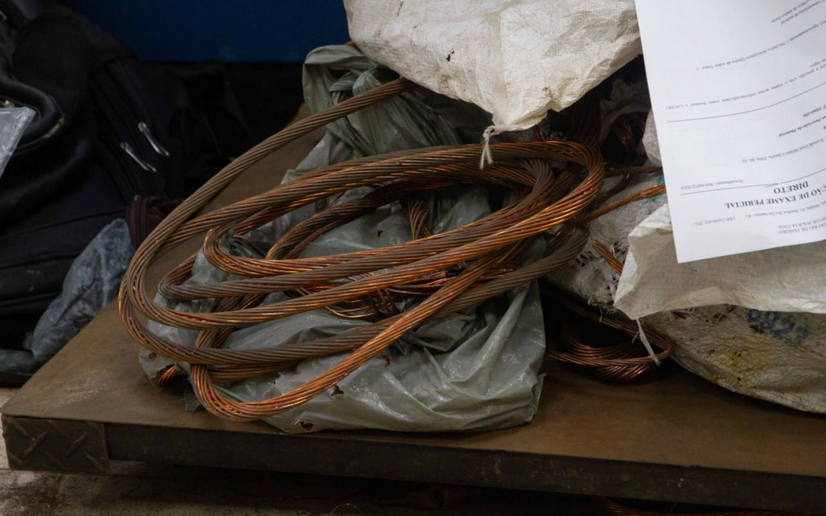 Cobres apreendidos durante a operação - Érica Martin/Agência O DIA