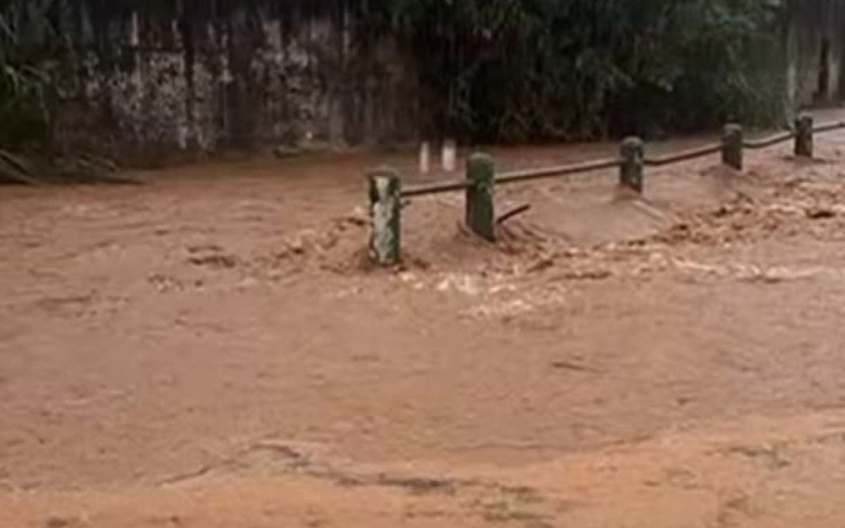 Rua Lavrador João Alves Filho no Areal