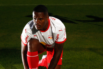 Bragantino multa e tira zagueiro de jogo por fala machista contra árbitra