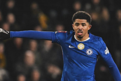 Premier League reabre debate sobre impunidade nas redes após fim de semana 'terrível' de racismo