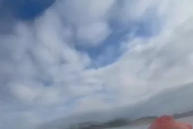 IPhone encontrado no mar da Praia do Forte, em Cabo Frio, é devolvido ao dono após mobilização nas redes