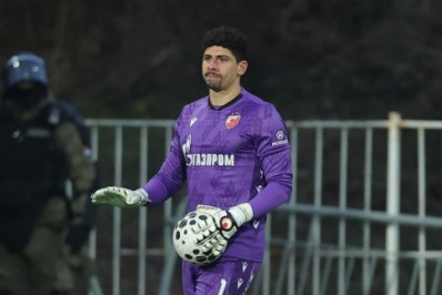 Botafogo negocia a contratação de goleiro de clube da Sérvia