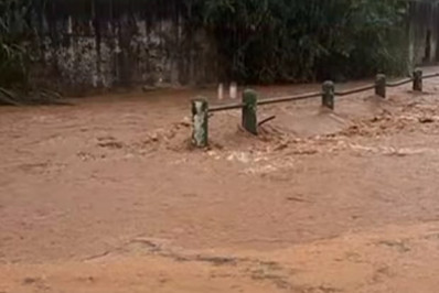 Chuva intensa leva Defesa Civil a emitir alerta extremo para evacuação 