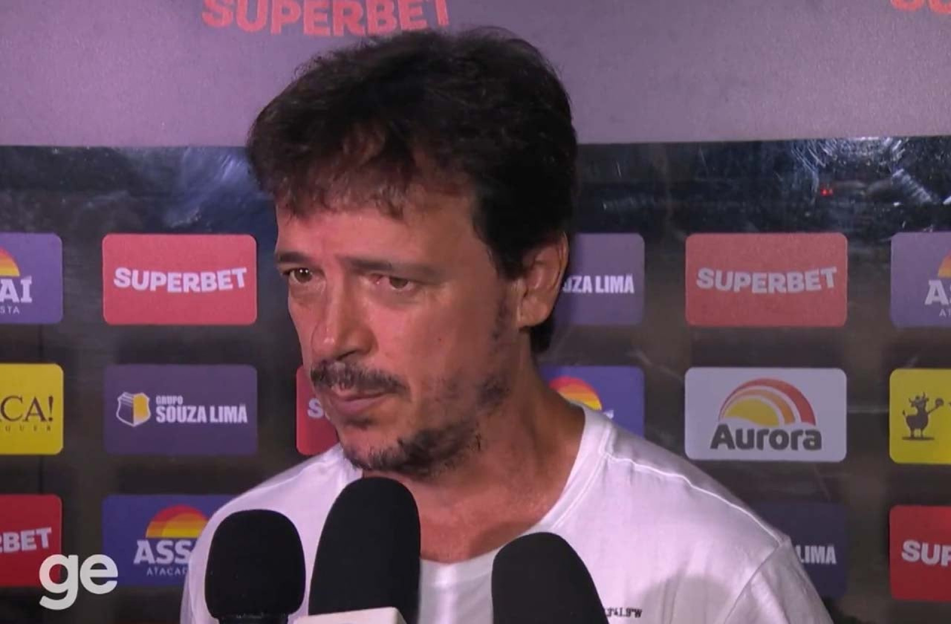 Vasco deve assumir multa acima de R$ 3 milh&otilde;es pela demiss&atilde;o de Diniz