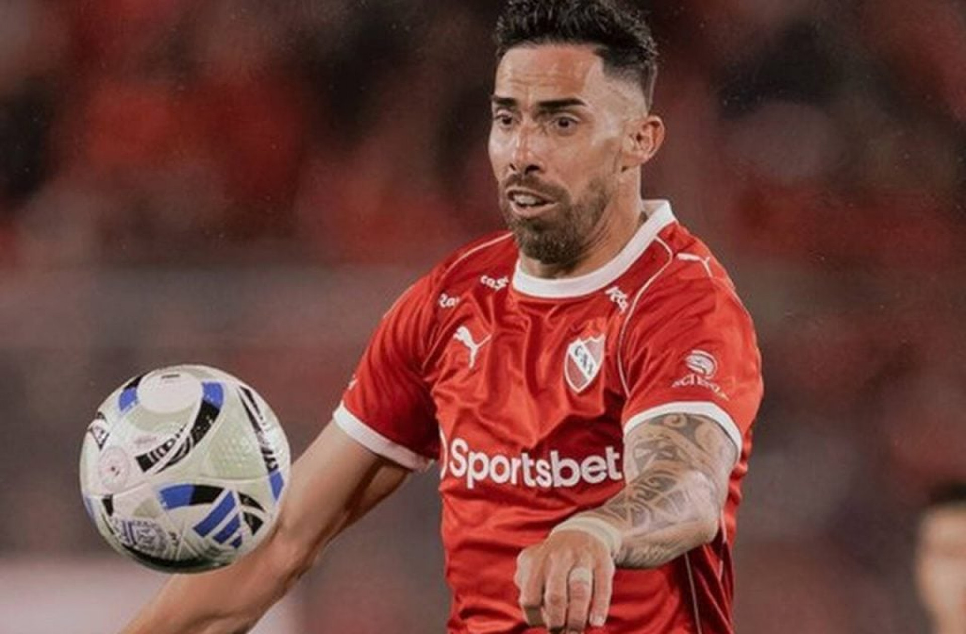 Fluminense faz proposta por centroavante do Independiente, da Argentina