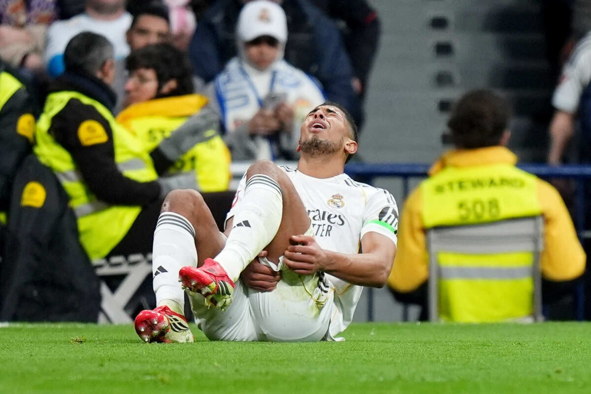 Fifa prop&otilde;e nova regra para coibir “cera” no futebol