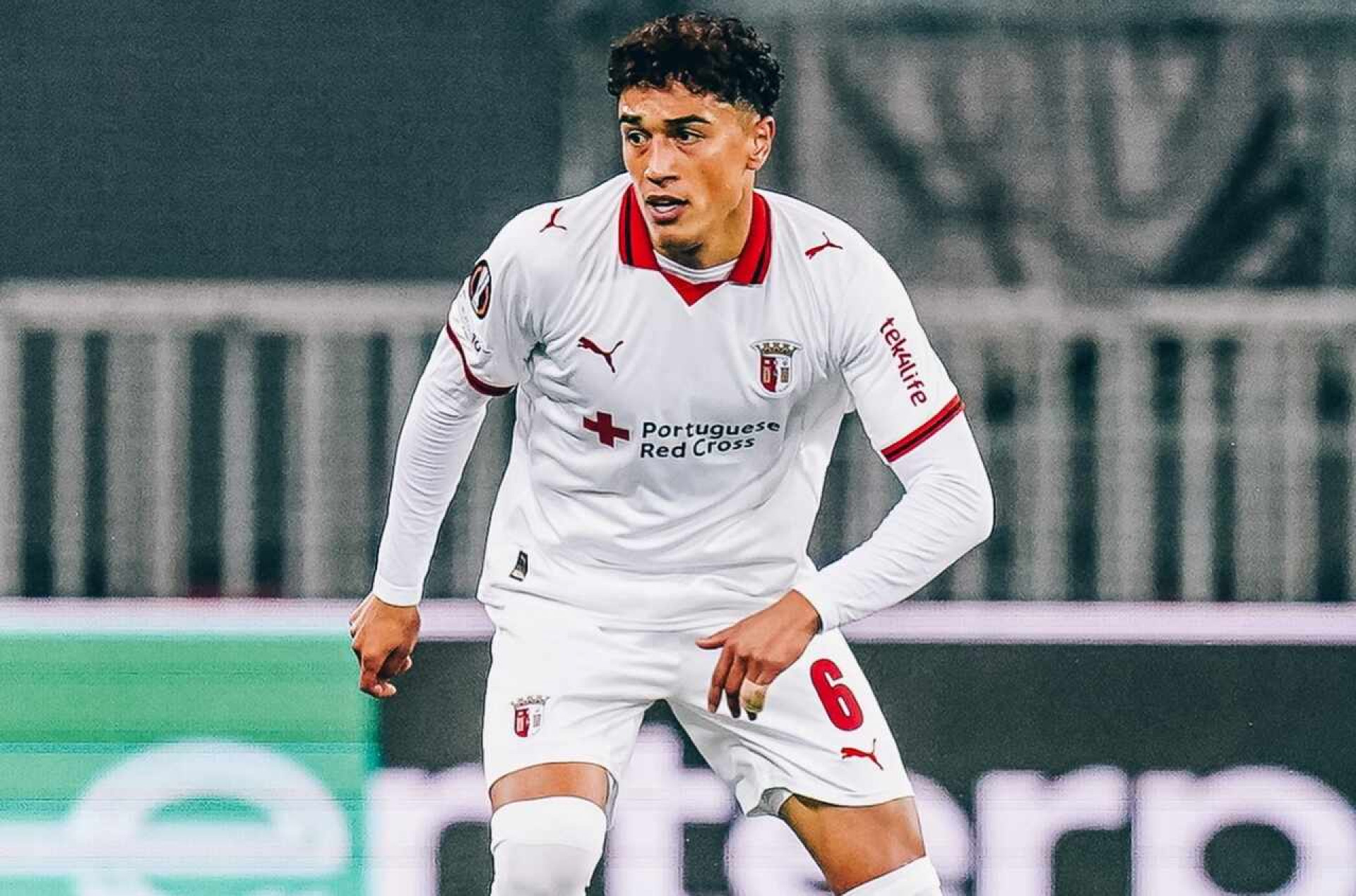 Botafogo tenta volante do Braga, mas recebe negativa