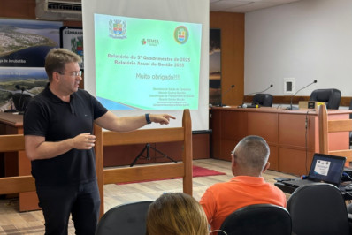 Saúde presta conta e ressalta avanços, em ato na Câmara de Vereadores