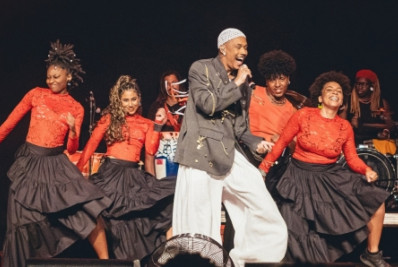 Teatro Raul Cortez recebe Capelloni em turnê de homenagem à Baixada