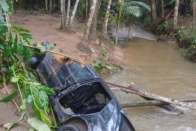 Homem de 62 anos que teve o carro arrastado pela correnteza foi encontrado sem vida em Paraty