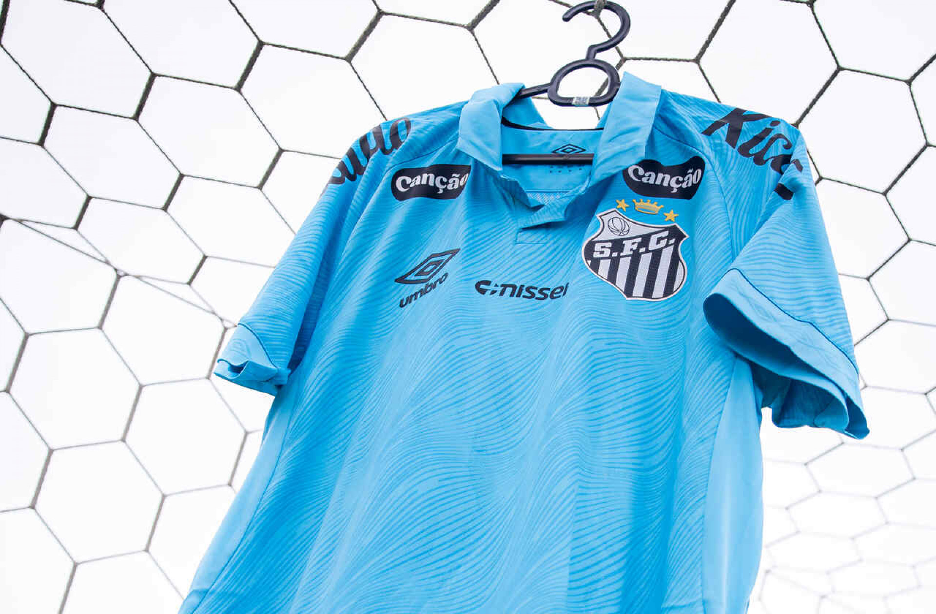 Santos desiste da negocia&ccedil;&atilde;o com casa de apostas que est&aacute; sendo investigada