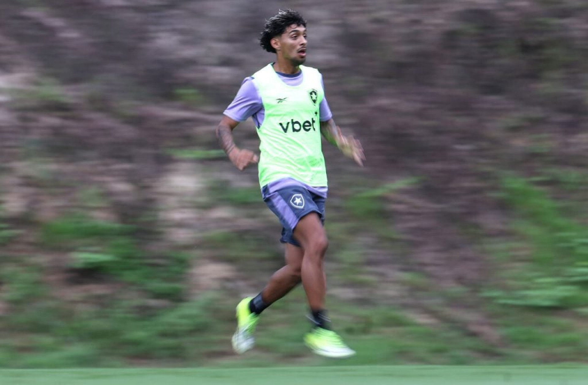 Medina deve estrear pelo Botafogo contra o Flamengo