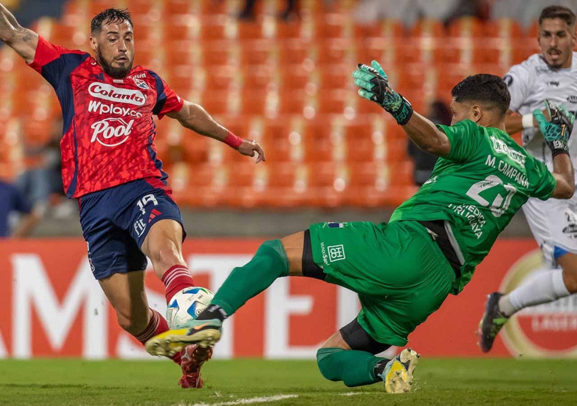 Independiente Medell&iacute;n segue adiante na Libertadores ao empatar com o Liverpool