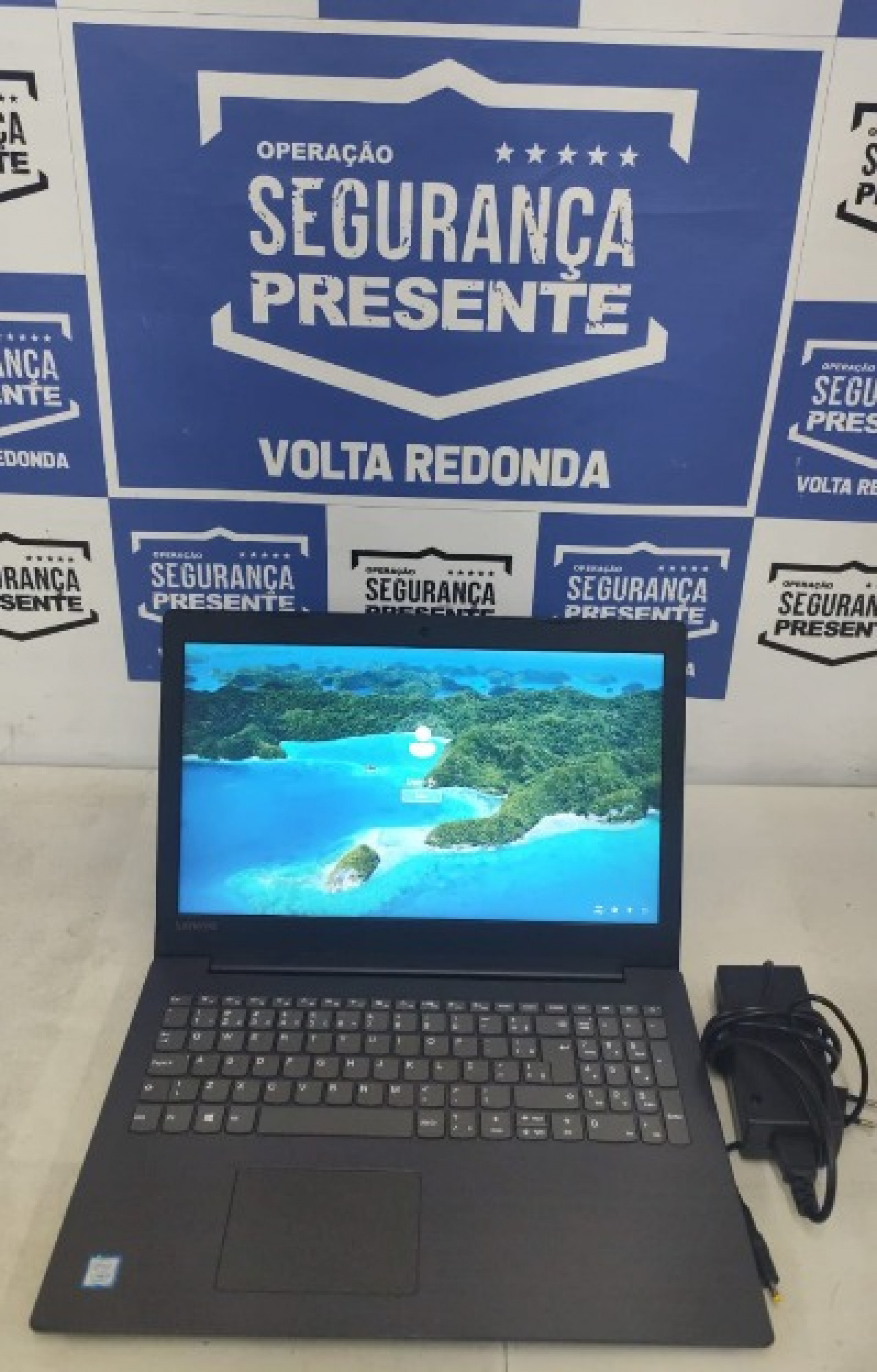 Notebook e celular foram recuperados por agentes da Segurança Presente - Divulgação / Segurança Presente