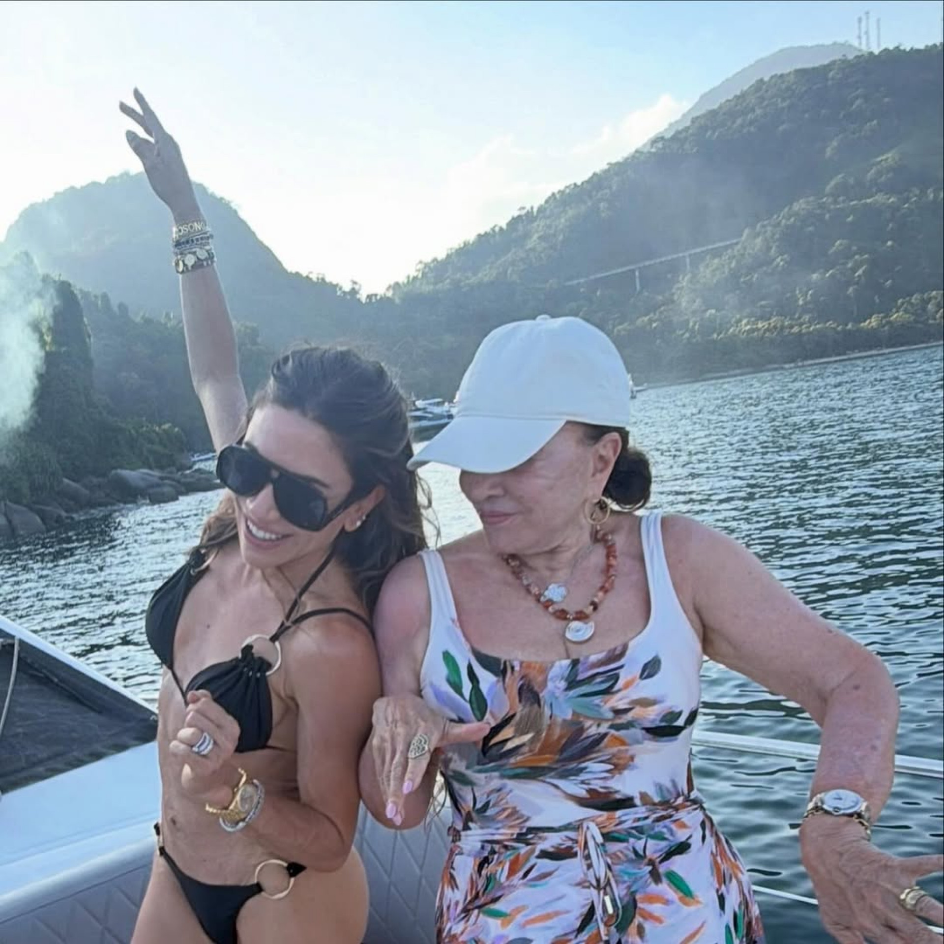 Patricia Abravanel com a mãe, Iris Abravanel - Reprodução / Instagram