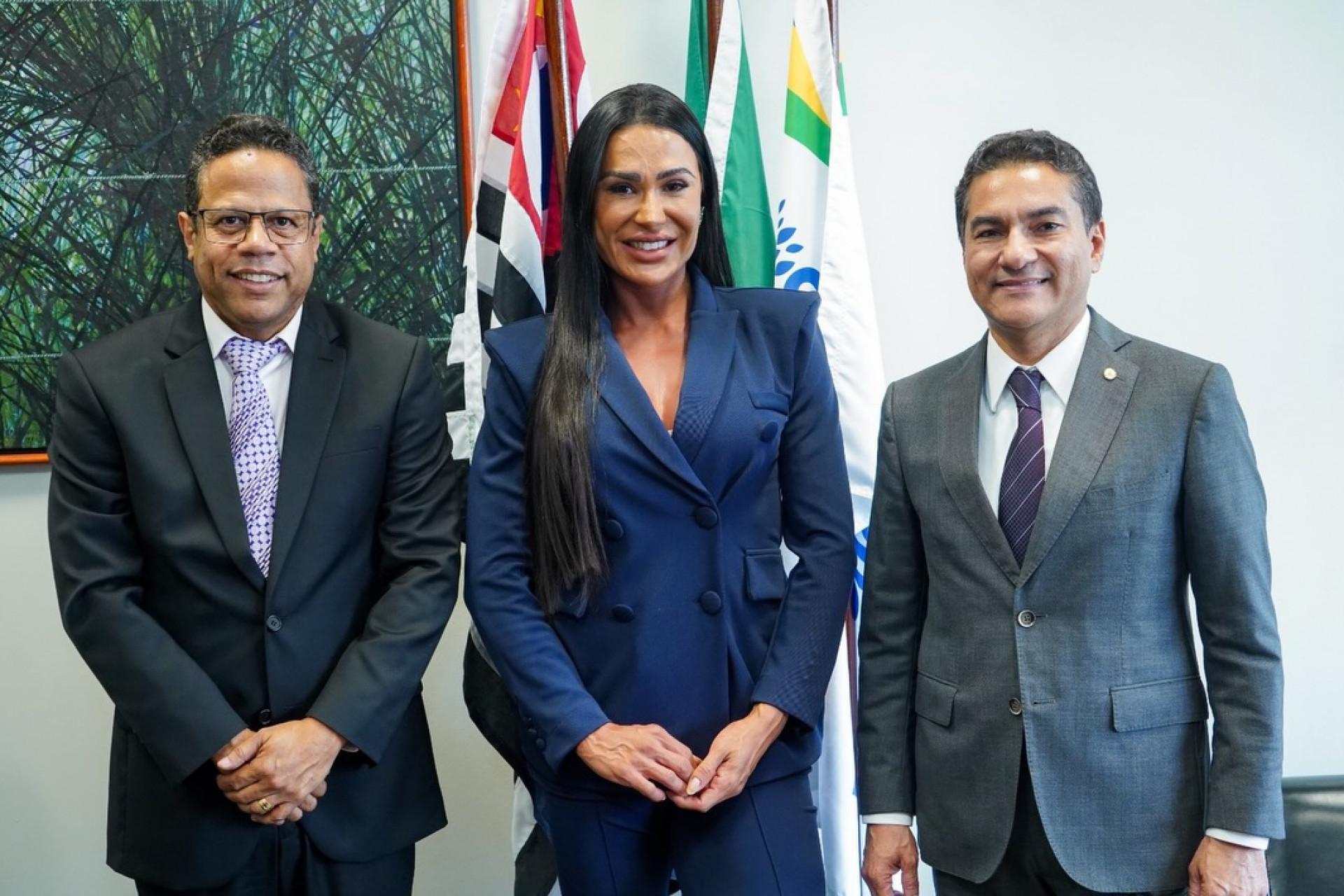 Gracyanne participou de reunião com os deputados Luis Carlos Gomes e Marcos Pereira - Reprodução/Instagram 