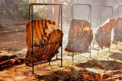 BBQ Festival promete três dias de churrasco, música e diversão em Arraial do Cabo