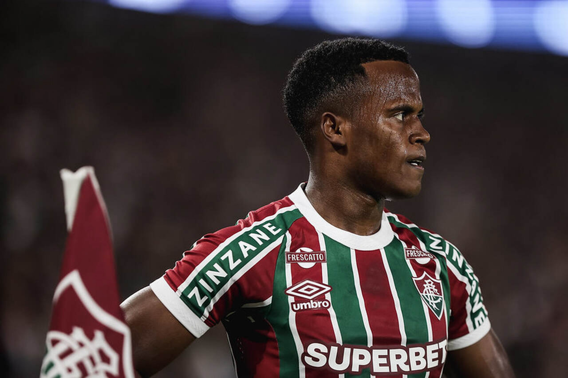 Arias reencontra Fluminense 18 dias depois de ser anunciado no Palmeiras