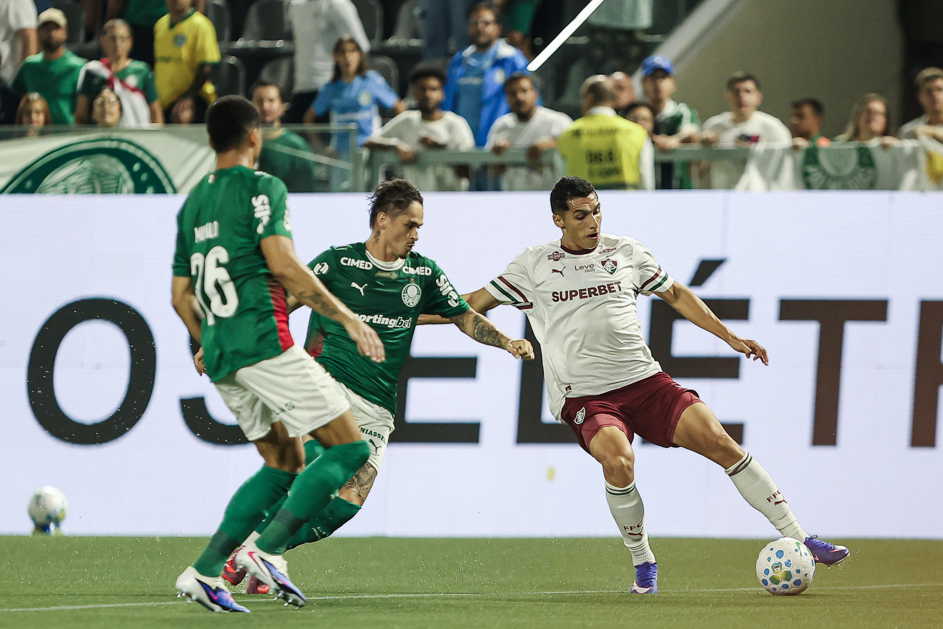 Fluminense enfrentou o Palmeiras, nesta quarta-feira (25), na Arena Barueri, pela 4&ordf; rodada do Brasileir&atilde;o - Lucas Mer&ccedil;on/Fluminense