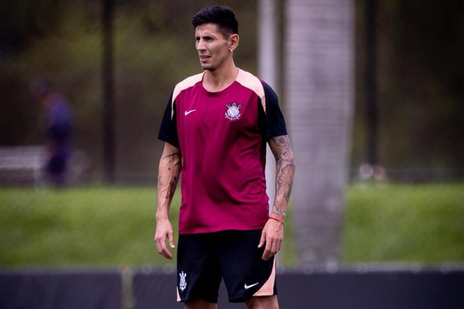 Angileri pode reaparecer na lateral do Corinthians diante do Cruzeiro