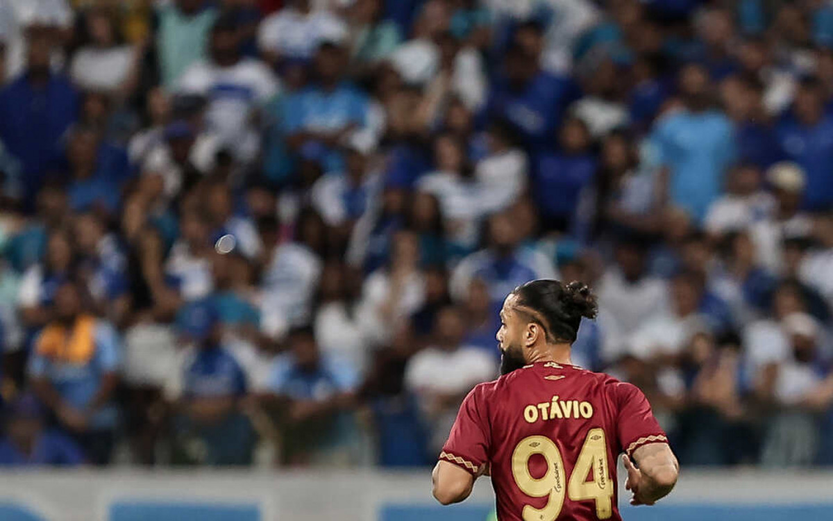 Fluminense volta ao mercado em busca de reposi&ccedil;&atilde;o para sa&iacute;da de Lima