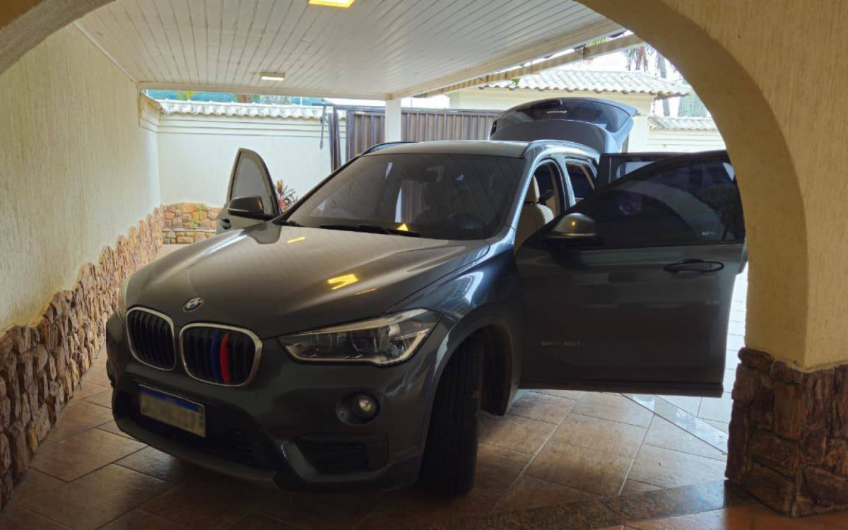 Carro apreendido na casa onde Adilsinho foi preso - Divulgação