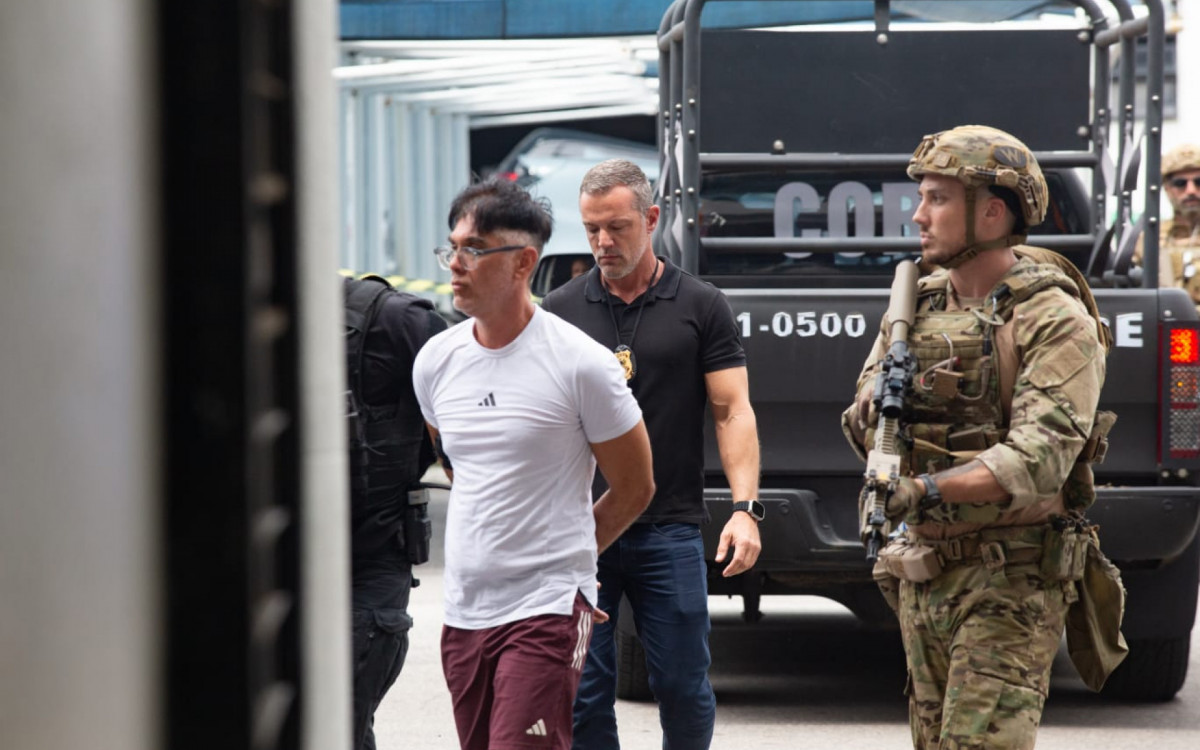 Adilsinho foi levado à sede da PF após ser preso em Cabo Frio