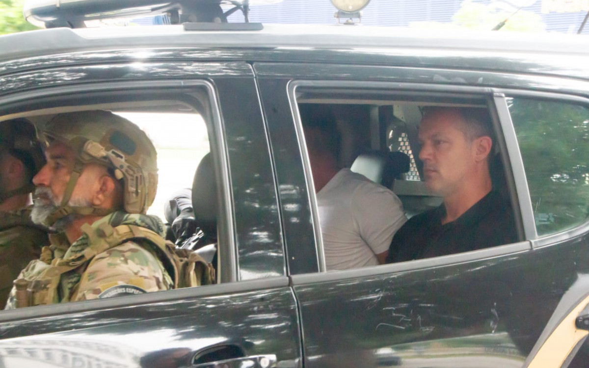 Adilsinho foi levado à sede da PF após ser preso em Cabo Frio