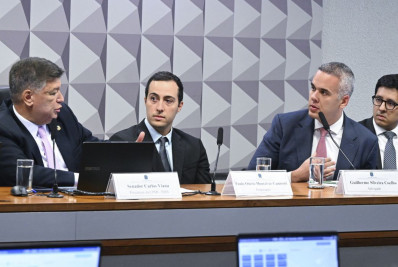 Empresário se mantém em silêncio em depoimento à CPMI do INSS