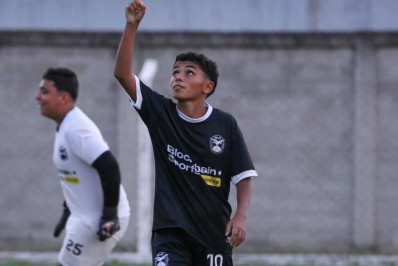 Talento de Itaguaí, Henry Campos embarca para a Holanda aos 14 anos