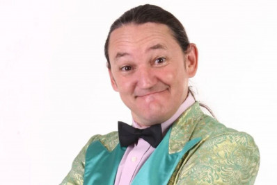 Humorista Marquito, do SBT, sofre acidente após mal súbito e é internado