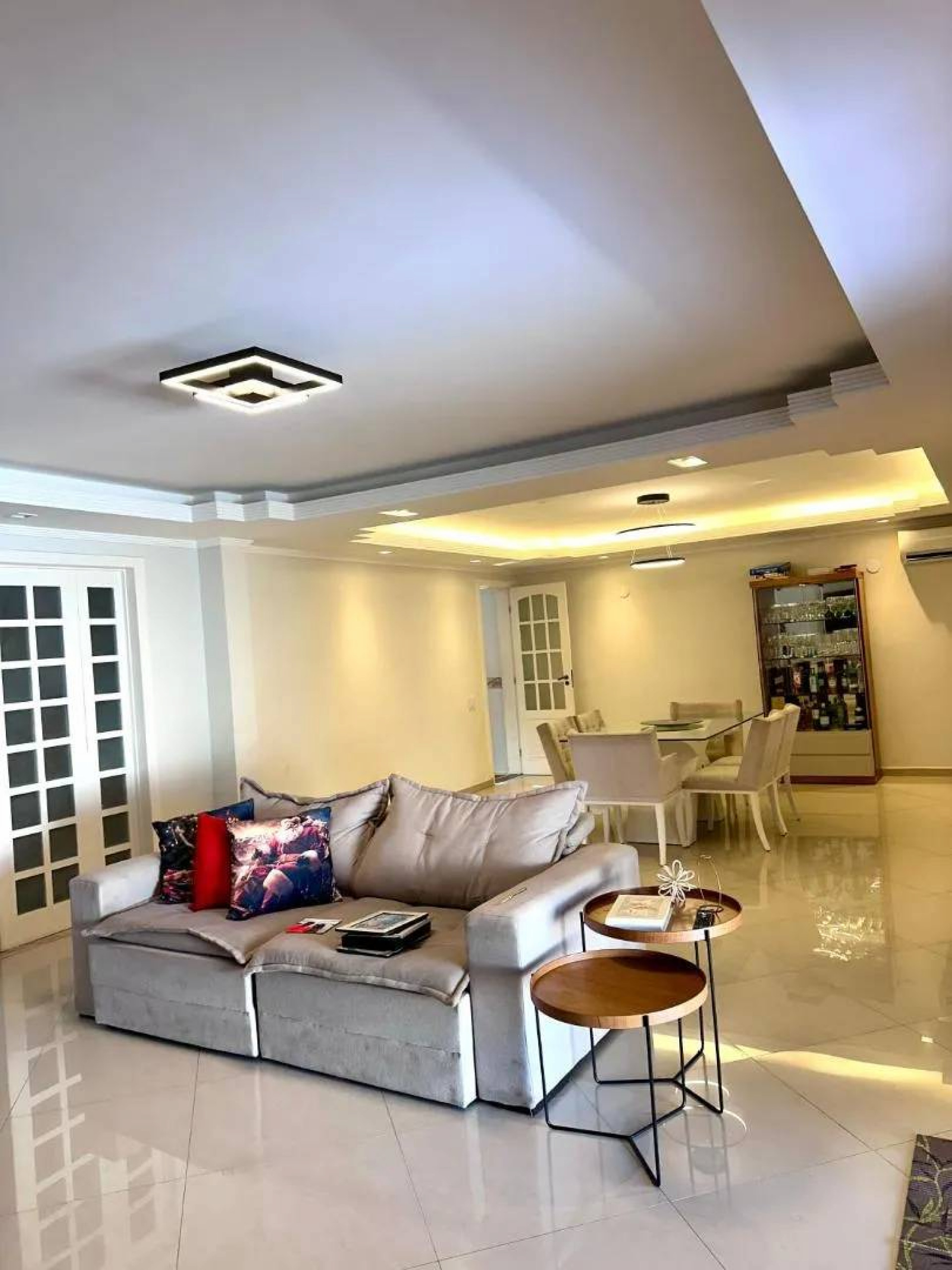 Mansão onde Adilsinho foi preso, em Cabo Frio - Divulgação