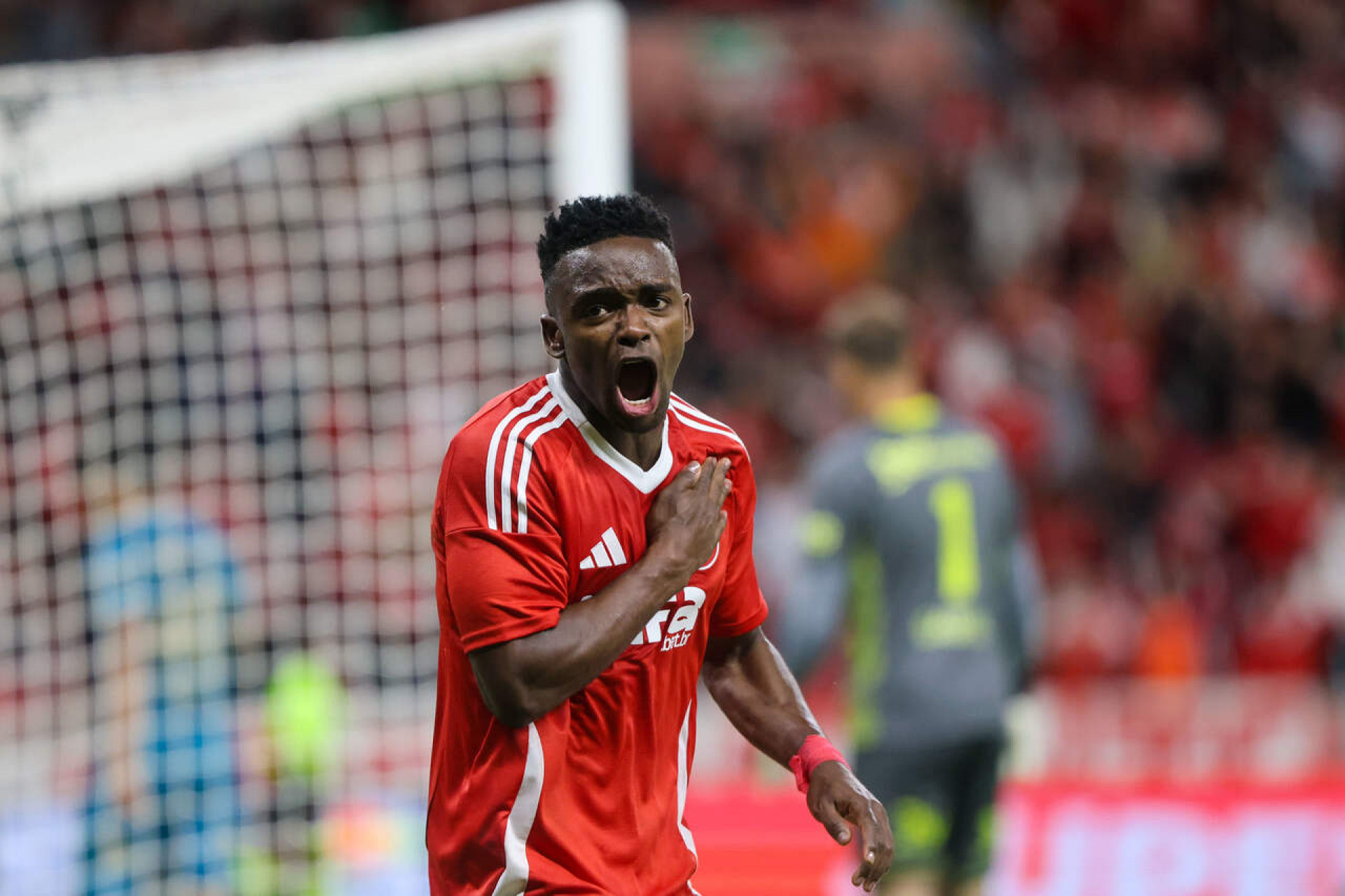 Internacional: Carbonero e Tabata s&atilde;o advertidos pelo STJD e est&atilde;o liberados no Brasileir&atilde;o