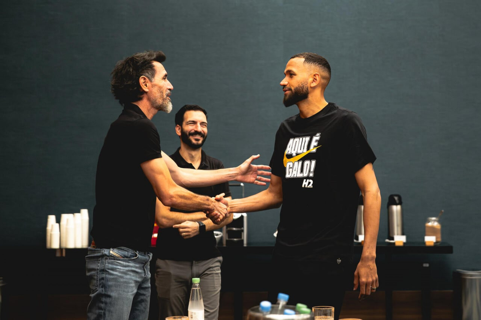 Eduardo Dom&iacute;nguez d&aacute; primeiro recado ao elenco do Atl&eacute;tico: “Todos ter&atilde;o oportunidade”