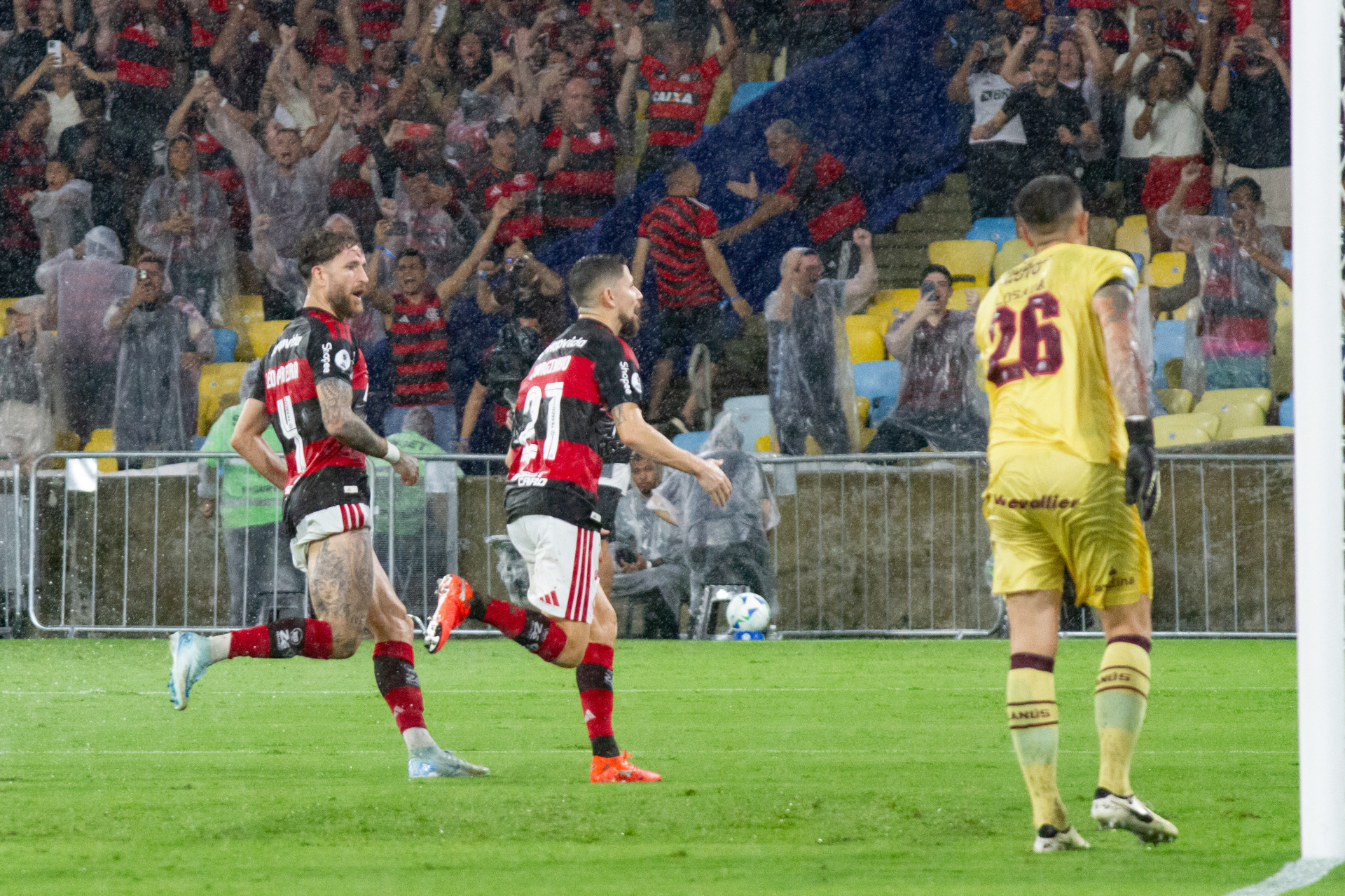 Partida entre Flamengo x Lanús, válida pela final da Recopa Sul-Americana 2026, realizada no Estádio do Maracanã, na zona norte do Rio de Janeiro, na noite desta quinta-feira (26). - Érica Martin/Agência O Dia
