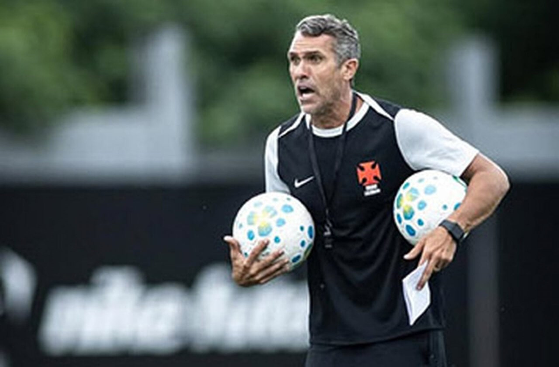 Bruno Lazaroni, t&eacute;cnico interino do Vasco, segue legado familiar