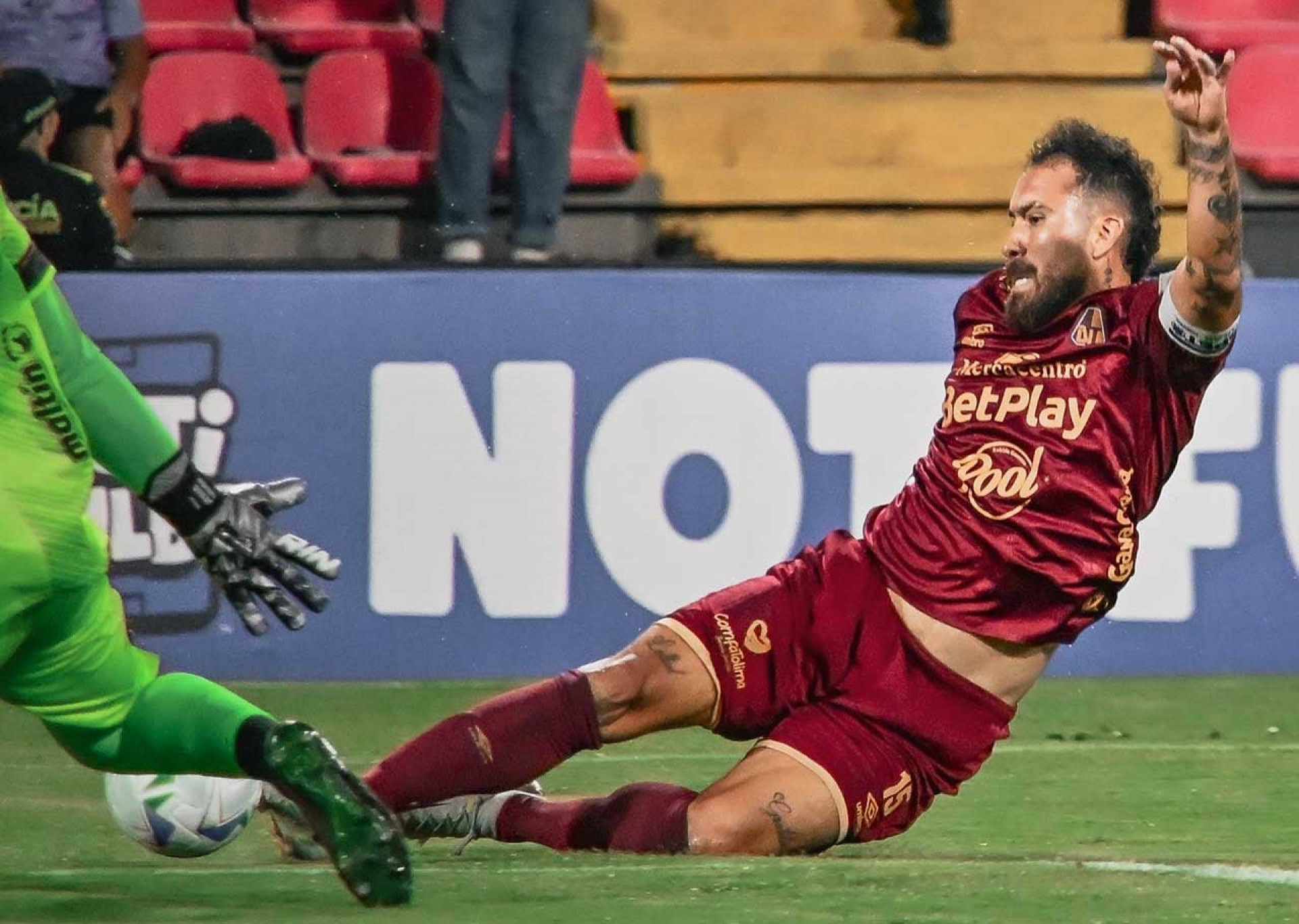Na Libertadores, Tolima sofre gol nos acr&eacute;scimos, mas elimina Deportivo T&aacute;chira nos p&ecirc;naltis