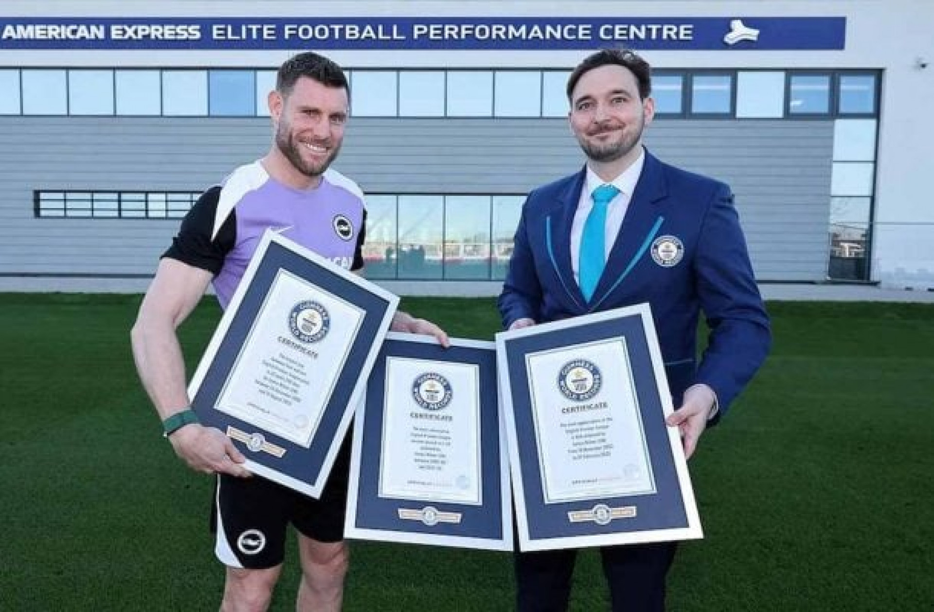 Incr&iacute;vel: jogador da Premier League bate tr&ecirc;s recordes e entra no Guinness Book